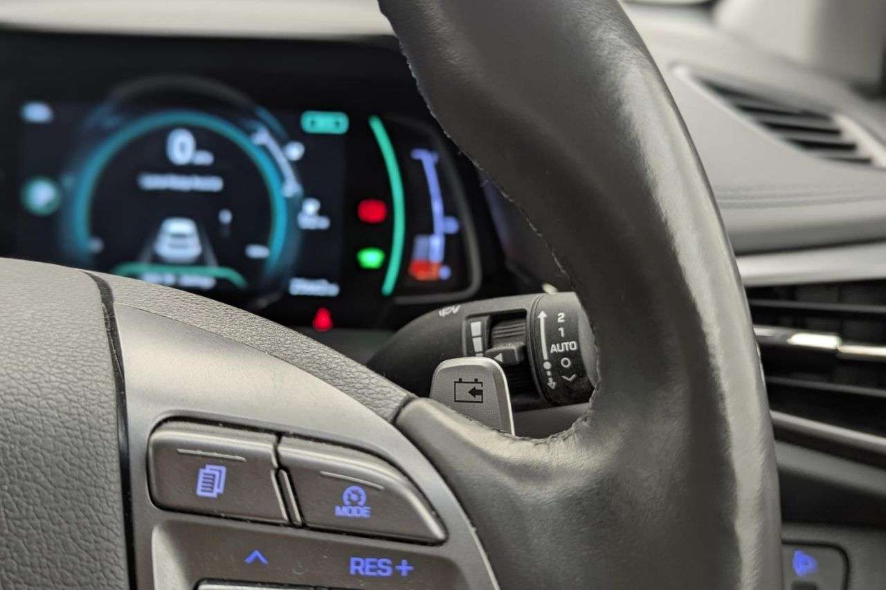 2022 HYUNDAI IONIQ 2022 HYUNDAI IONIQ
