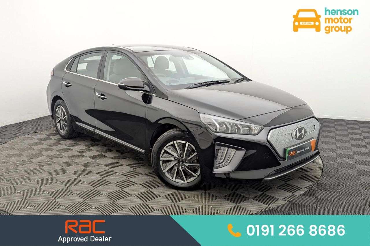 A 2022 HYUNDAI IONIQ 38.3kWh Premium Hatchback 5dr Electric Auto (136 ps) Award Winning 5 Star D A 2022 HYUNDAI IONIQ 38.3kWh Premium Hatchback 5dr Electric Auto (136 ps) Award Winning 5 Star D