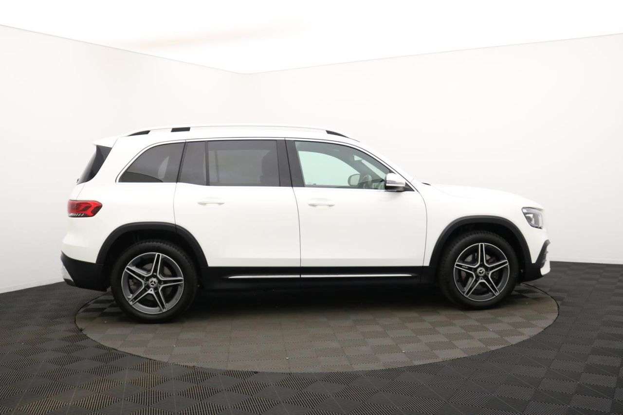 A 2021 MERCEDES-BENZ GLB 2.0 GLB200d AMG Line SUV 5dr Diesel 8G-DCT Euro 6 (s/s) (150 ps) Award Winn A 2021 MERCEDES-BENZ GLB 2.0 GLB200d AMG Line SUV 5dr Diesel 8G-DCT Euro 6 (s/s) (150 ps) Award Winn