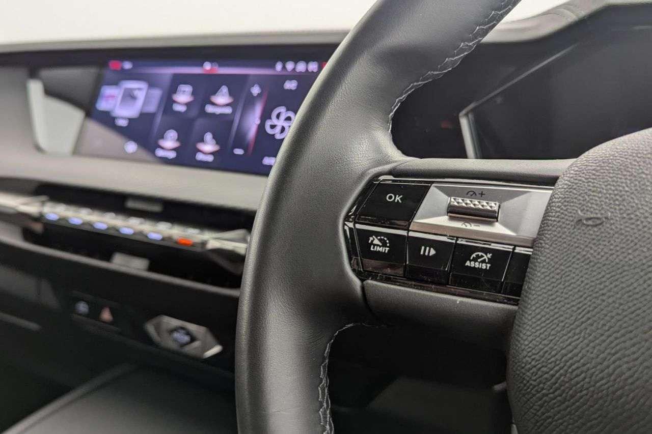 2023 DS AUTOMOBILES DS 4 2023 DS AUTOMOBILES DS 4
