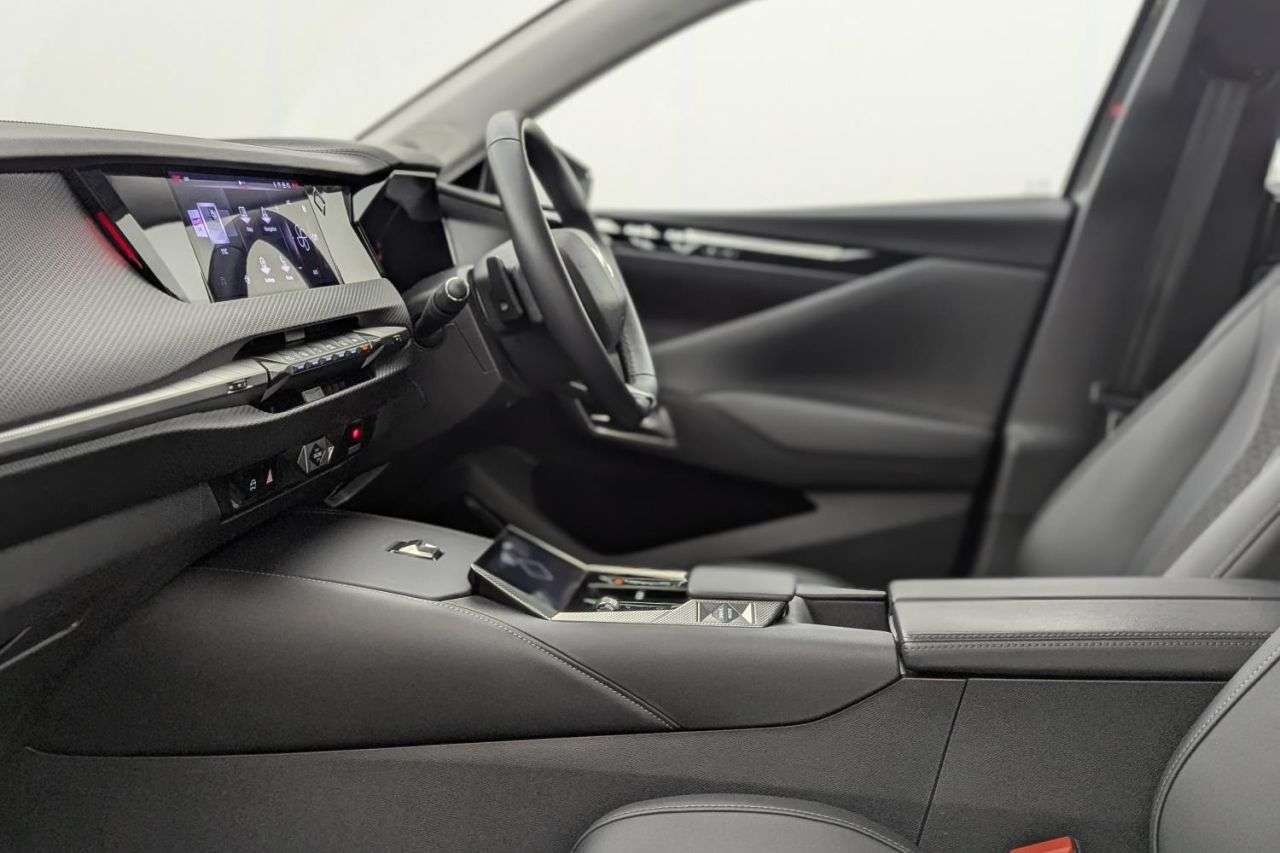 2023 DS AUTOMOBILES DS 4 2023 DS AUTOMOBILES DS 4