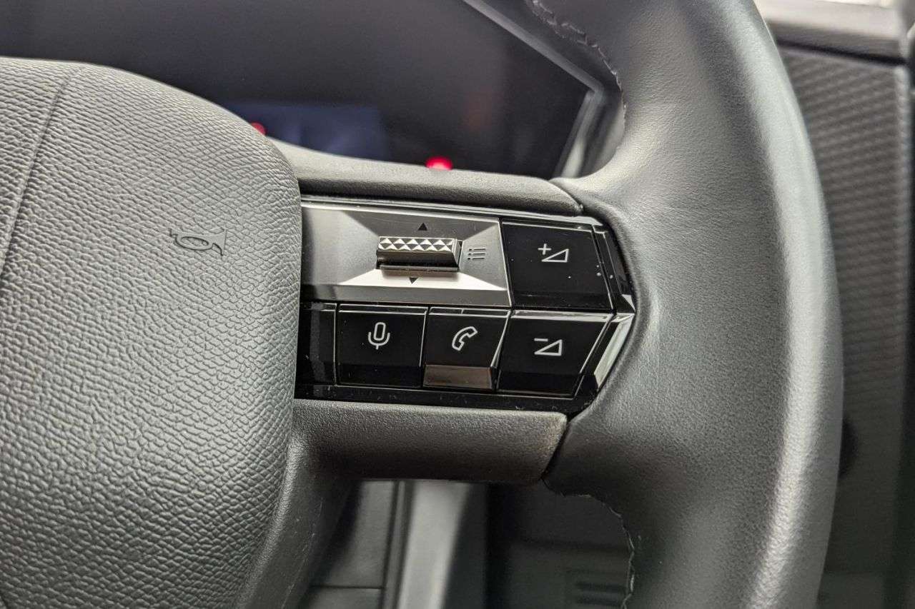 2023 DS AUTOMOBILES DS 4 2023 DS AUTOMOBILES DS 4