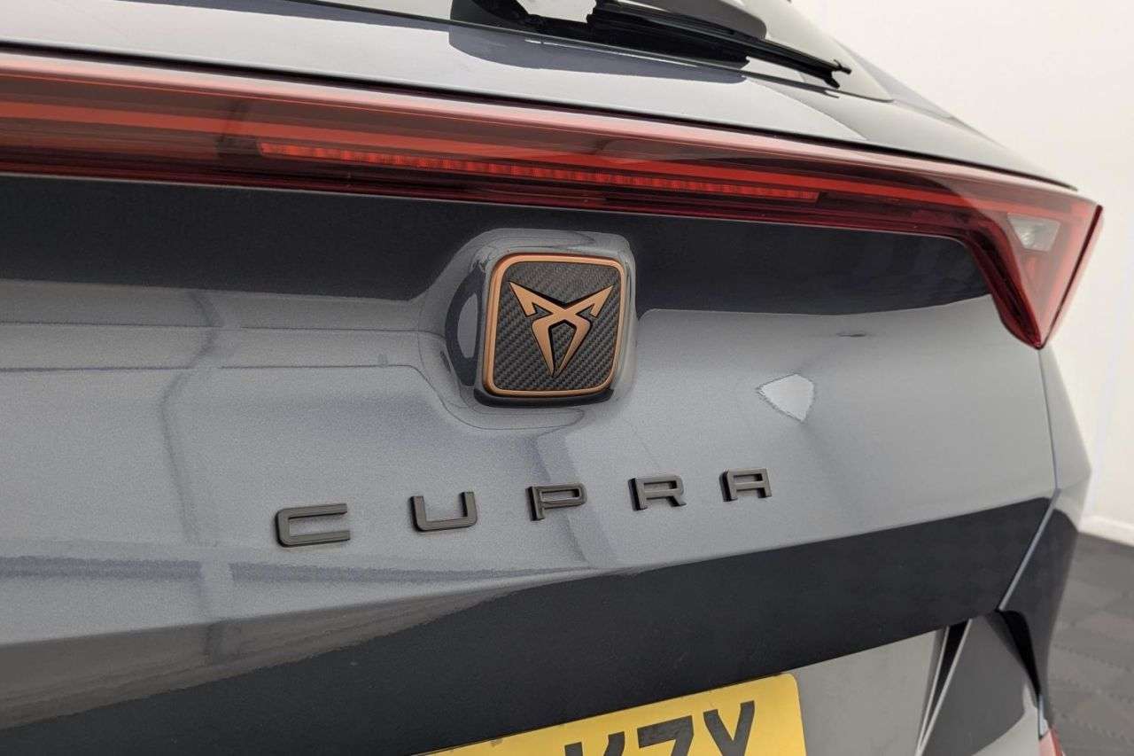 2022 CUPRA FORMENTOR 2022 CUPRA FORMENTOR