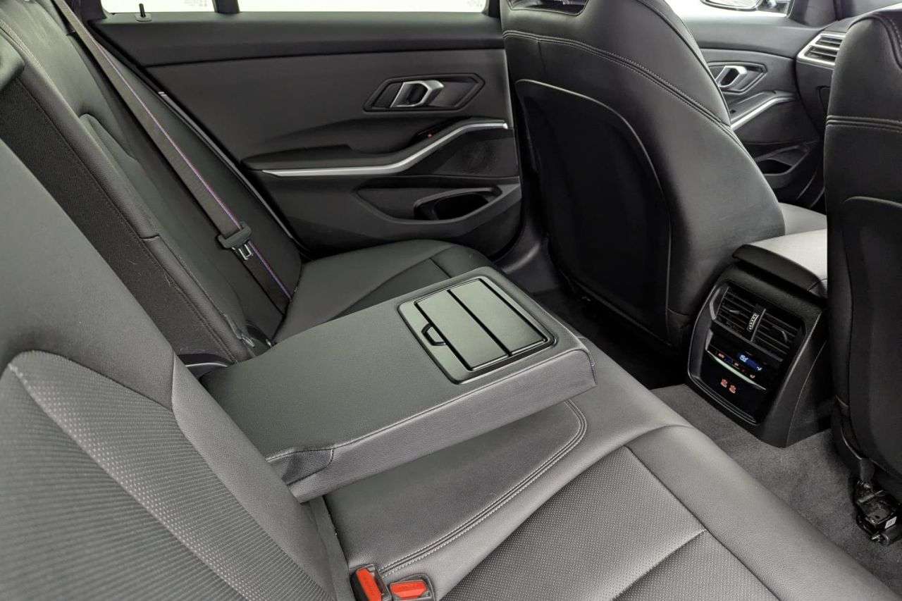 2025 BMW 3 SERIES 2025 BMW 3 SERIES