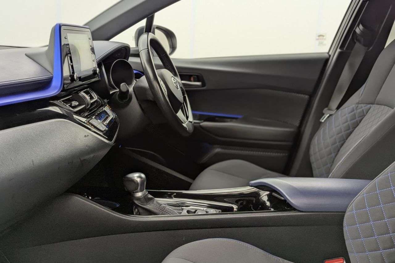 2020 TOYOTA C-HR 2020 TOYOTA C-HR