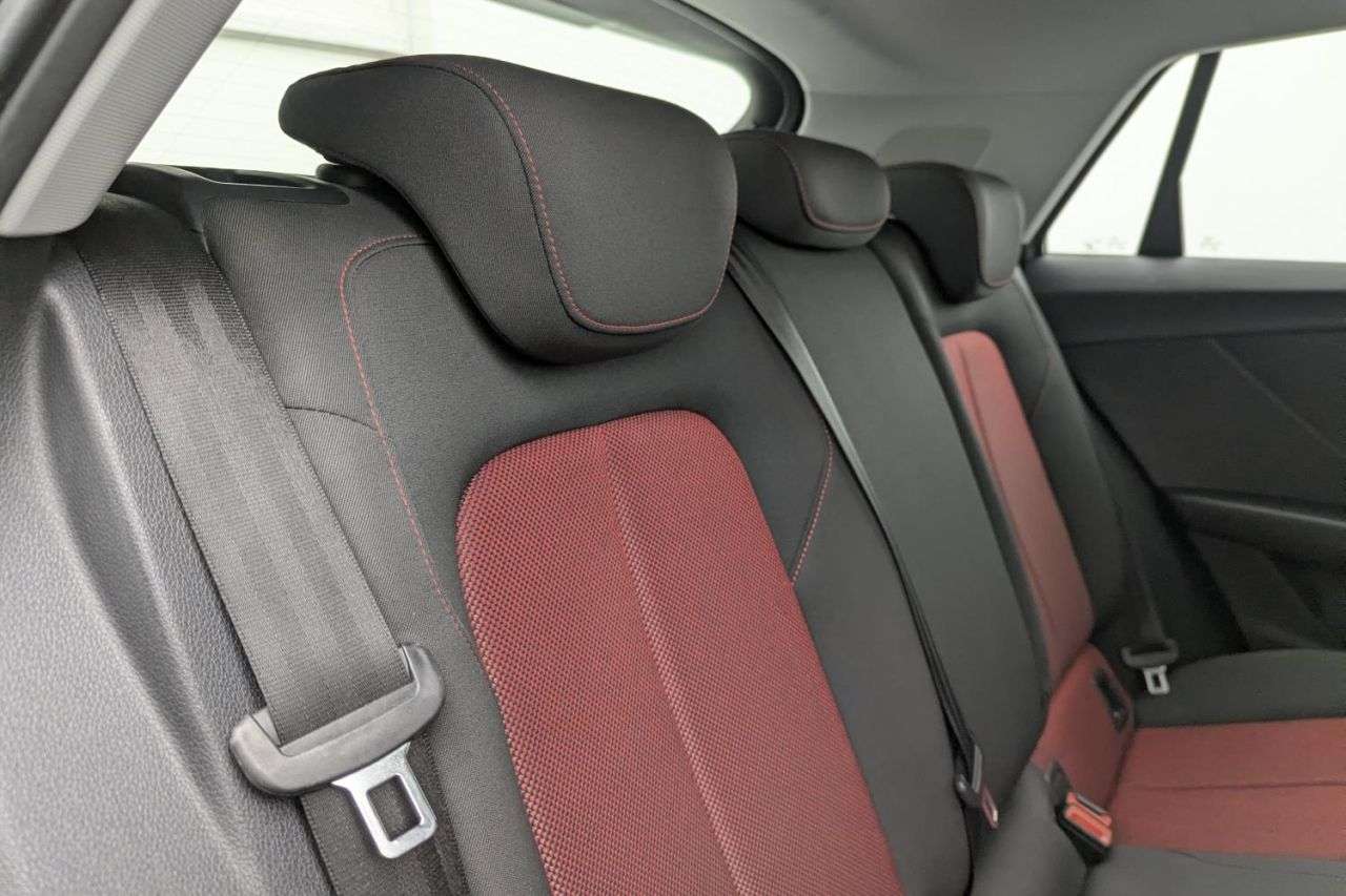 2017 AUDI Q2 2017 AUDI Q2