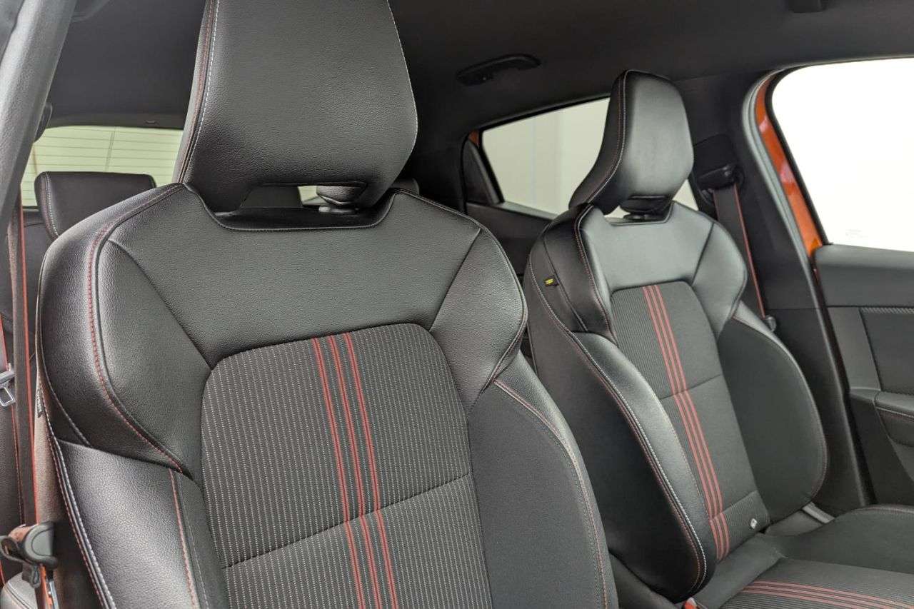 2019 RENAULT CLIO 2019 RENAULT CLIO