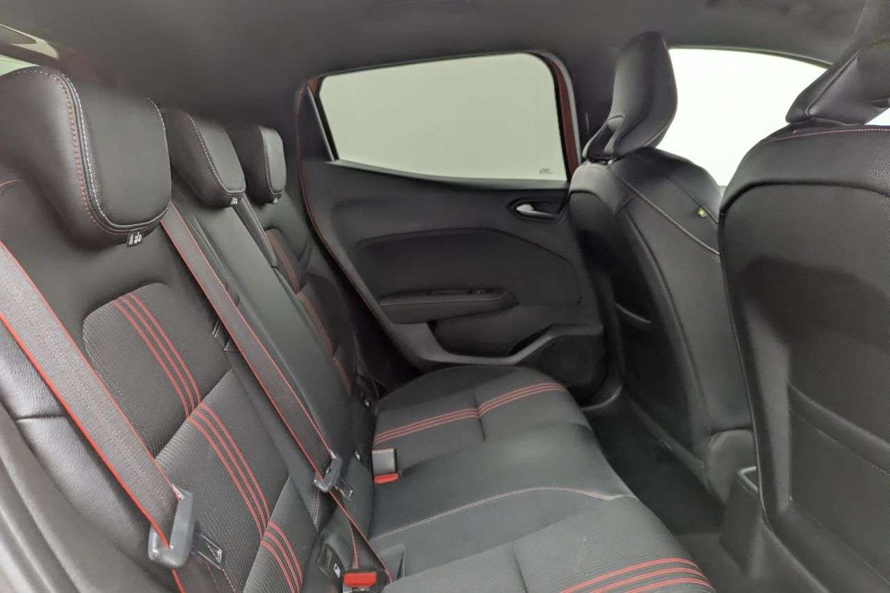 2019 RENAULT CLIO 2019 RENAULT CLIO