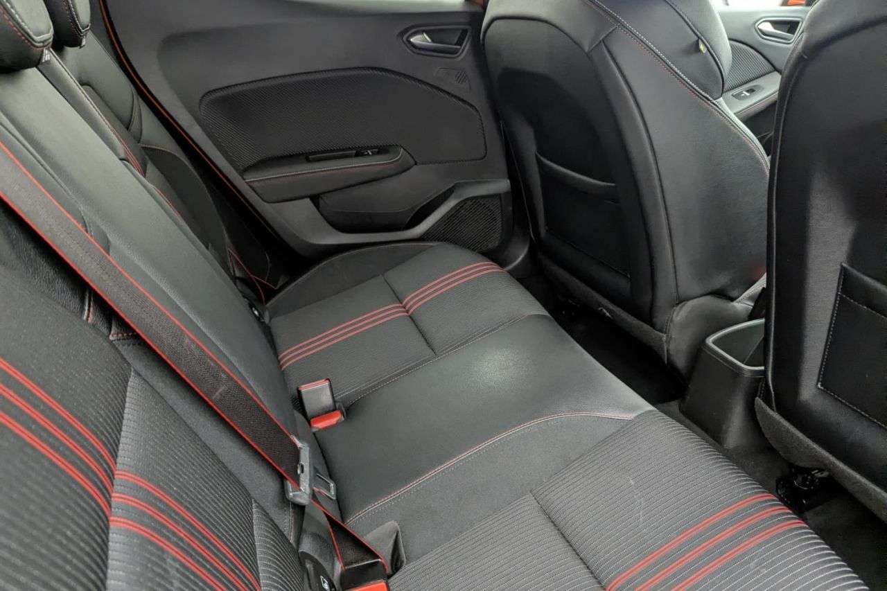 2019 RENAULT CLIO 2019 RENAULT CLIO