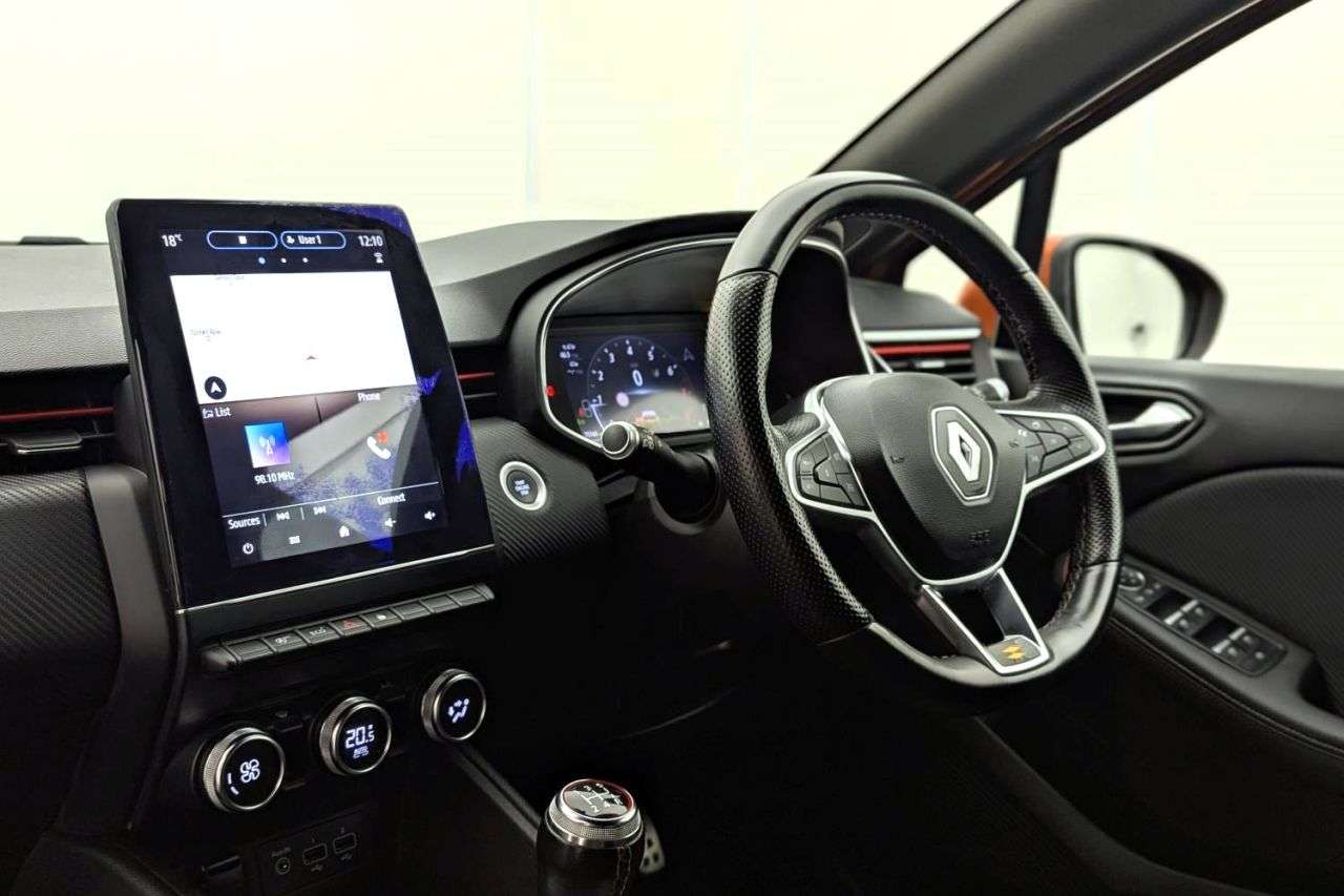 2019 RENAULT CLIO 2019 RENAULT CLIO