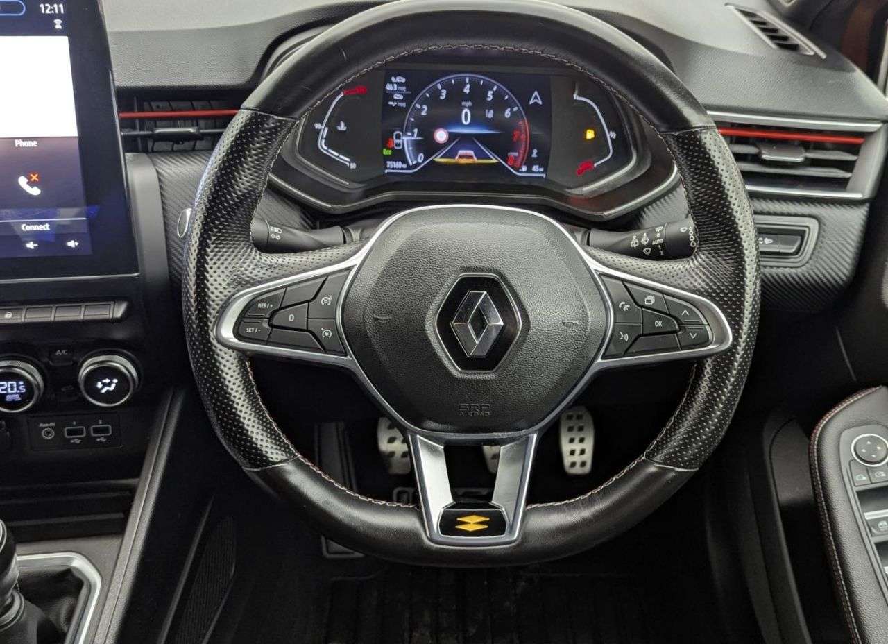 2019 RENAULT CLIO 2019 RENAULT CLIO