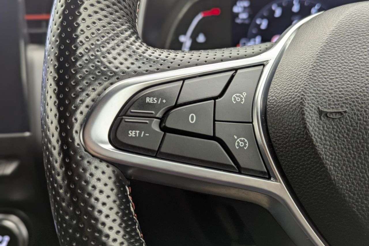 2019 RENAULT CLIO 2019 RENAULT CLIO