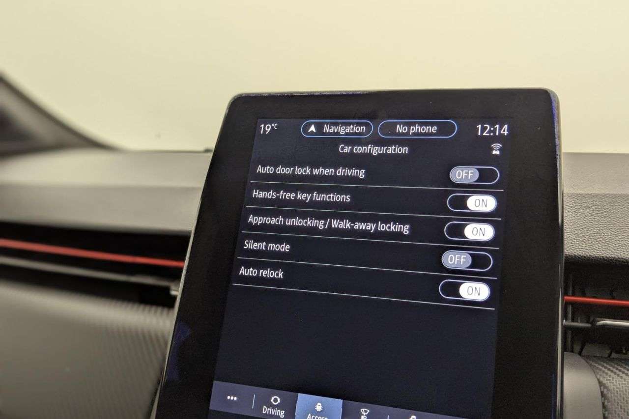 2019 RENAULT CLIO 2019 RENAULT CLIO