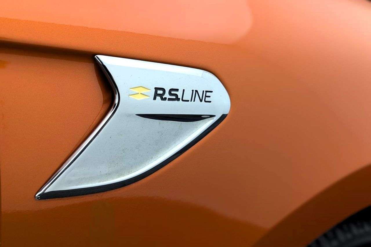 2019 RENAULT CLIO 2019 RENAULT CLIO