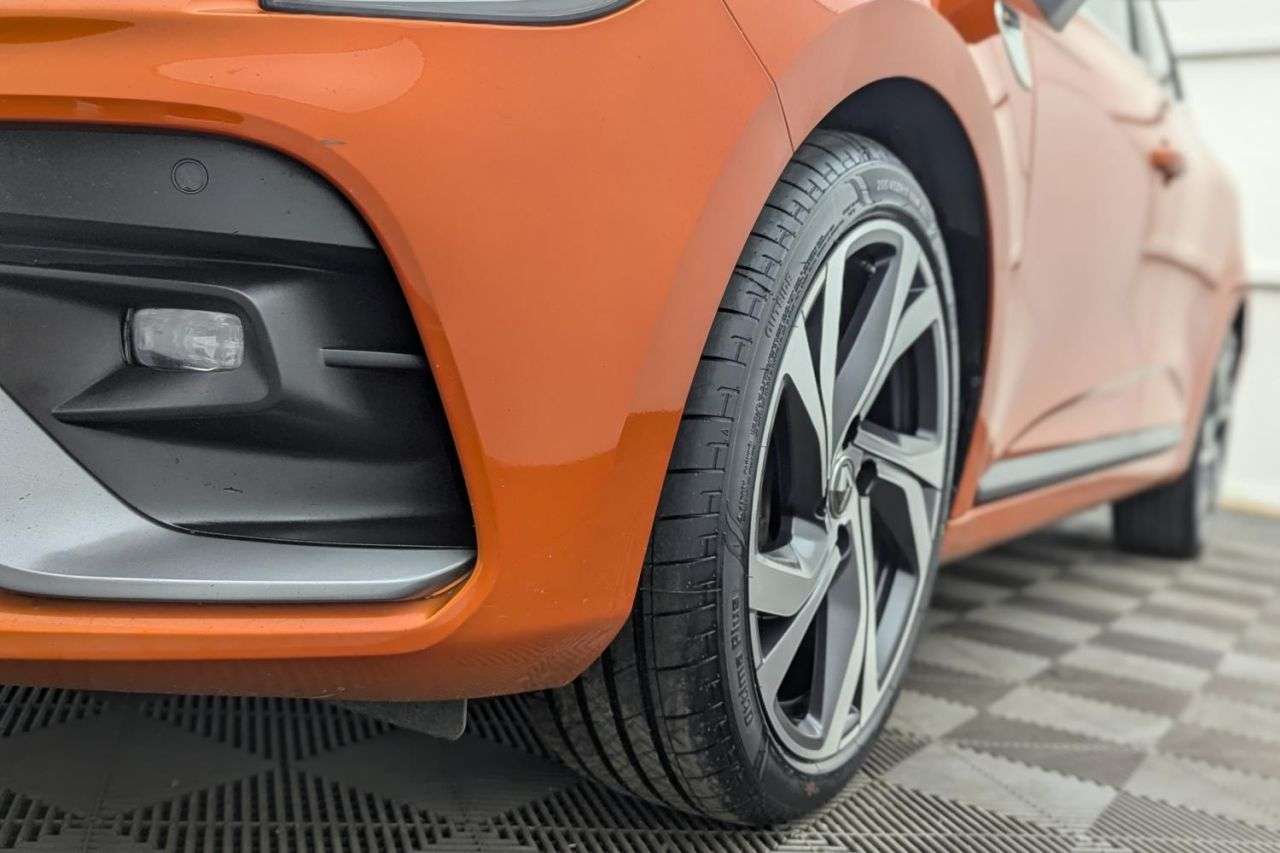 2019 RENAULT CLIO 2019 RENAULT CLIO