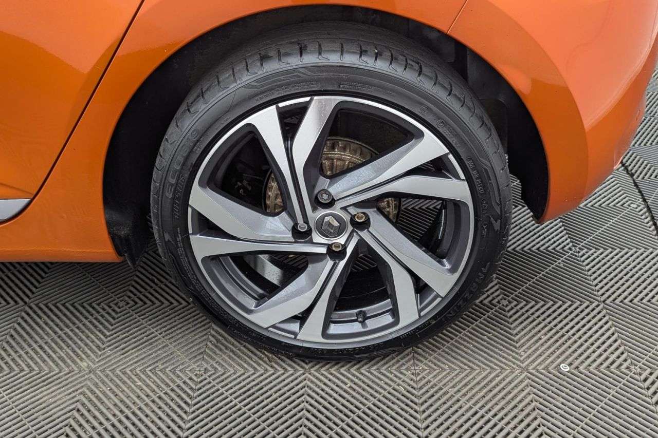 2019 RENAULT CLIO 2019 RENAULT CLIO