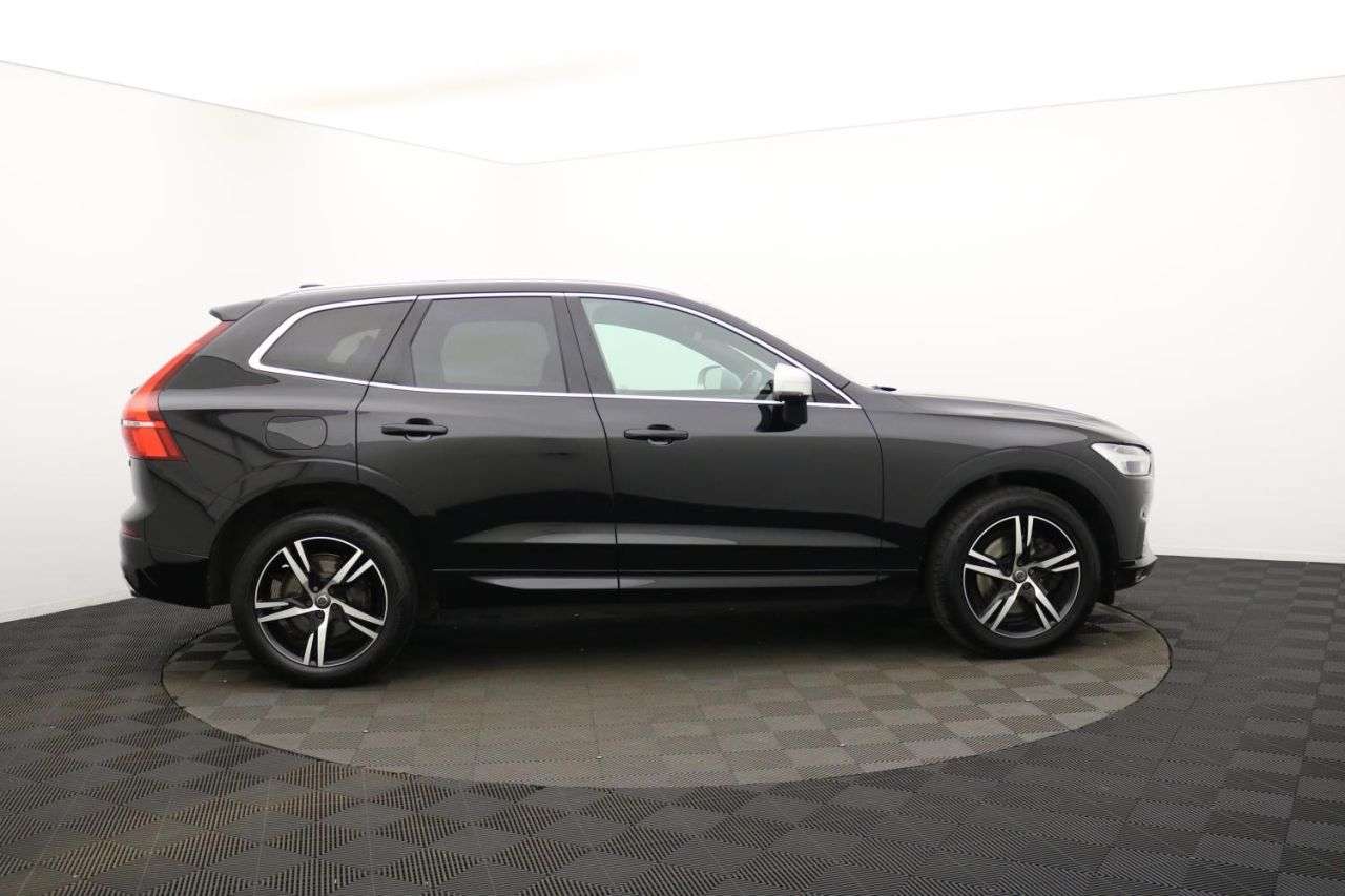 A 2019 VOLVO XC60 2.0 D4 R-Design SUV 5dr Diesel Auto AWD Euro 6 (s/s) (190 ps) Award Winning A 2019 VOLVO XC60 2.0 D4 R-Design SUV 5dr Diesel Auto AWD Euro 6 (s/s) (190 ps) Award Winning
