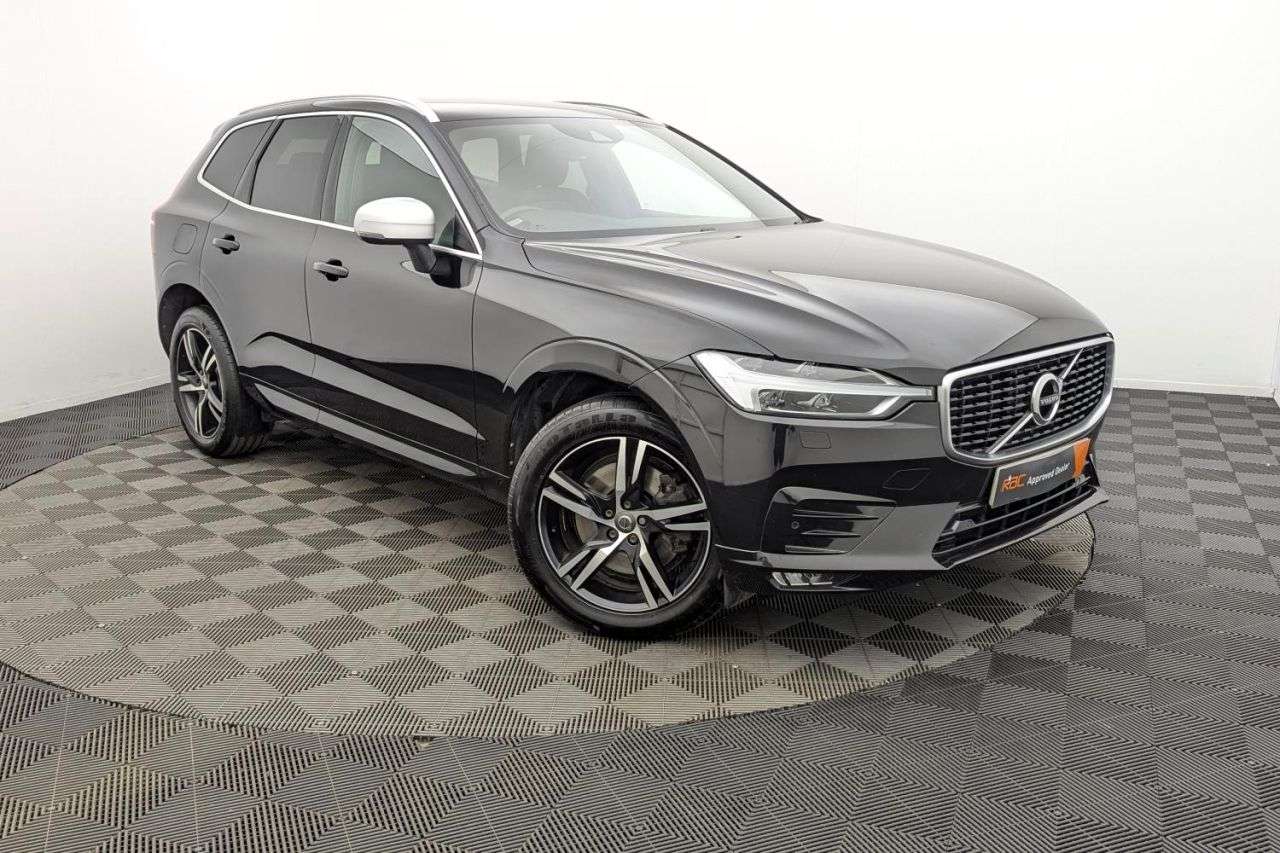 A 2019 VOLVO XC60 2.0 D4 R-Design SUV 5dr Diesel Auto AWD Euro 6 (s/s) (190 ps) Award Winning A 2019 VOLVO XC60 2.0 D4 R-Design SUV 5dr Diesel Auto AWD Euro 6 (s/s) (190 ps) Award Winning