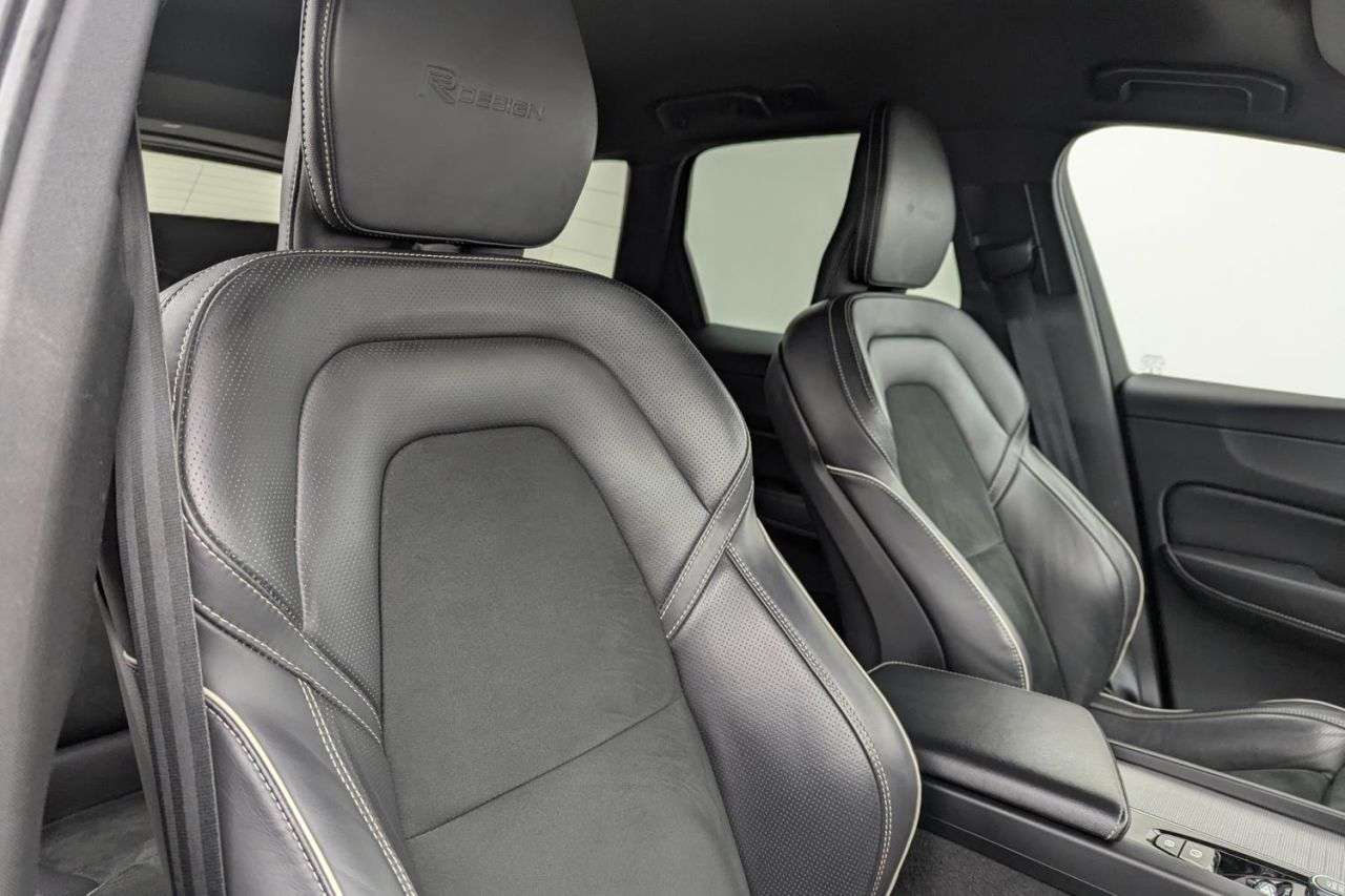 2019 VOLVO XC60 2019 VOLVO XC60