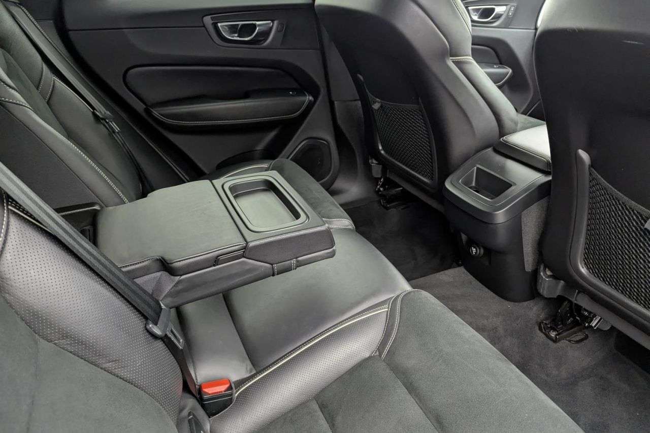 2019 VOLVO XC60 2019 VOLVO XC60