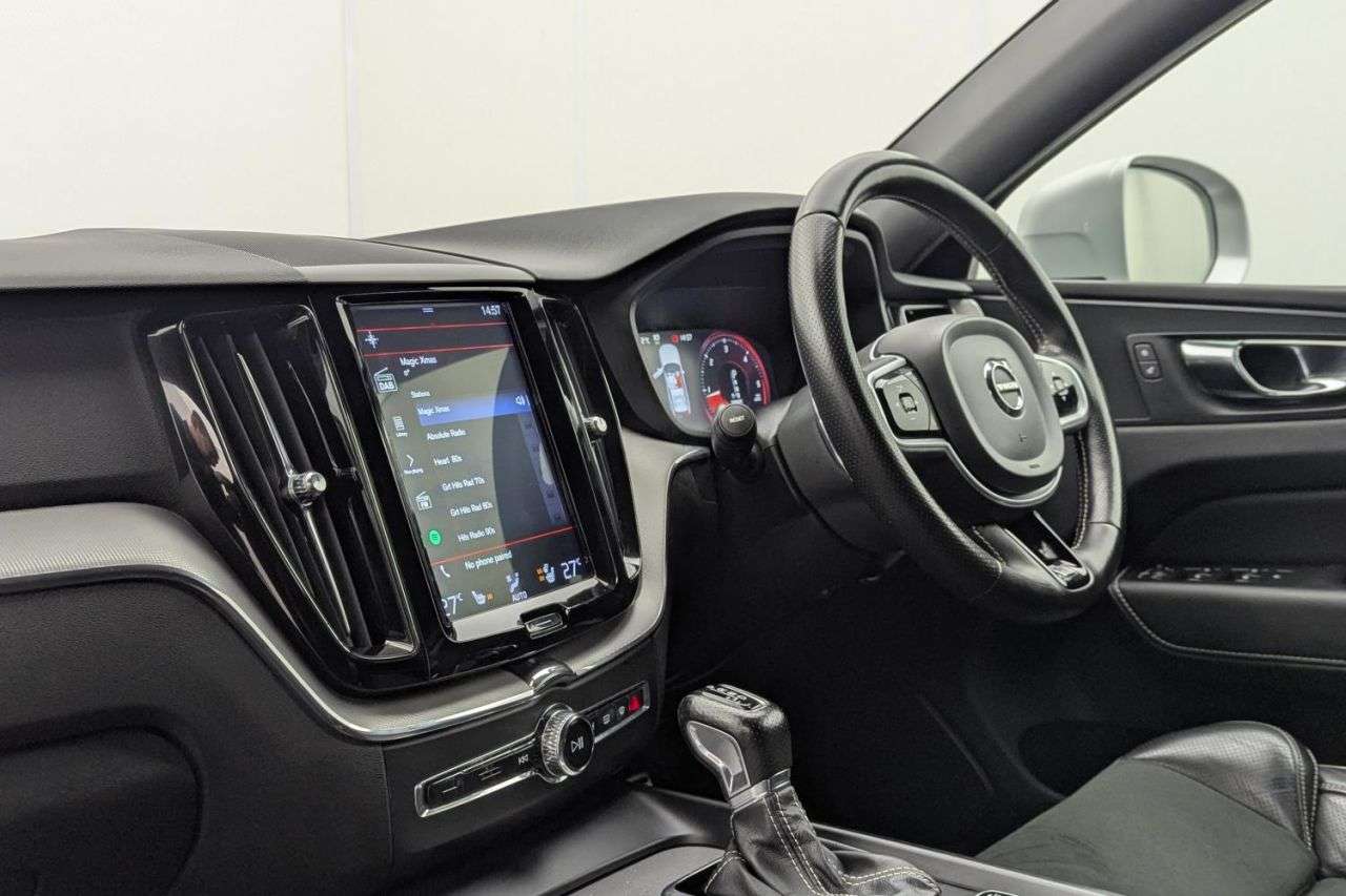 2019 VOLVO XC60 2019 VOLVO XC60