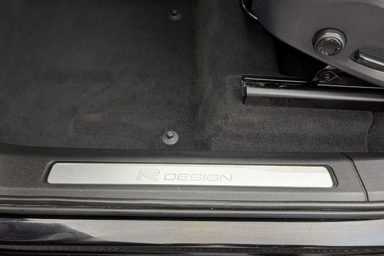 2019 VOLVO XC60 2019 VOLVO XC60