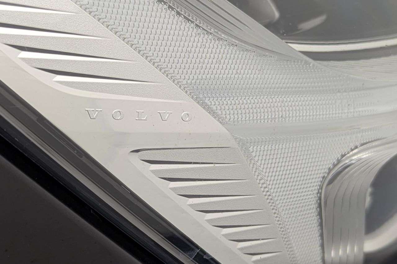 2019 VOLVO XC60 2019 VOLVO XC60