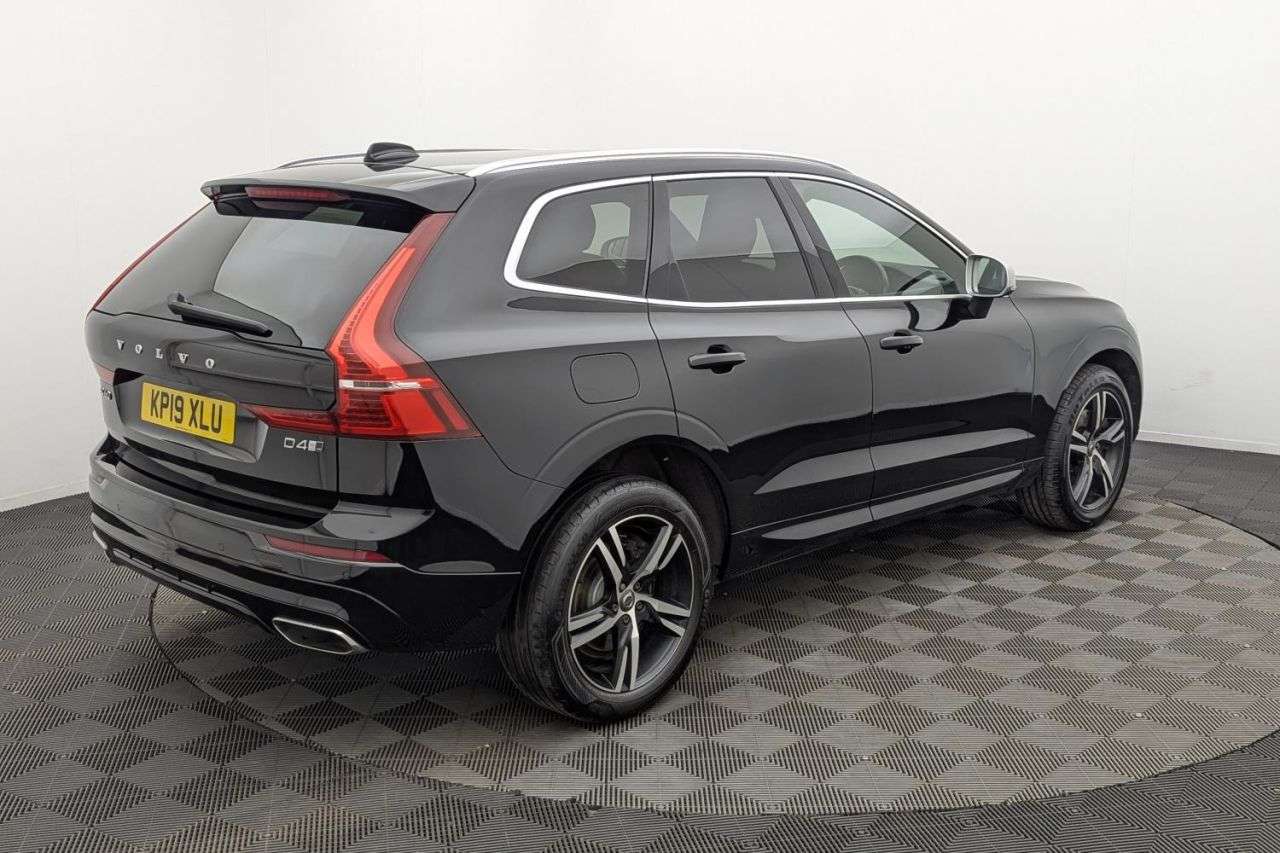 2019 VOLVO XC60 2019 VOLVO XC60