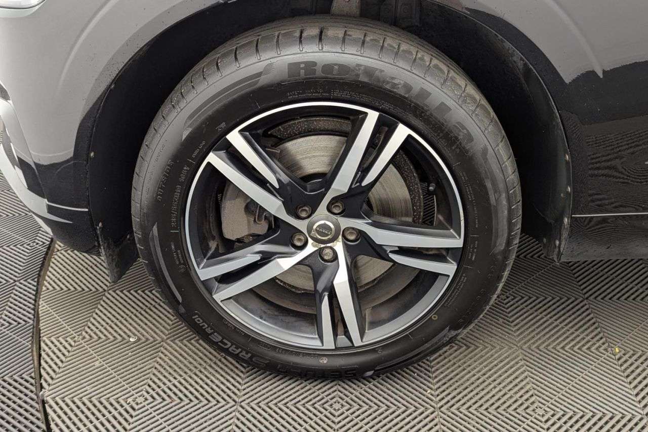 2019 VOLVO XC60 2019 VOLVO XC60