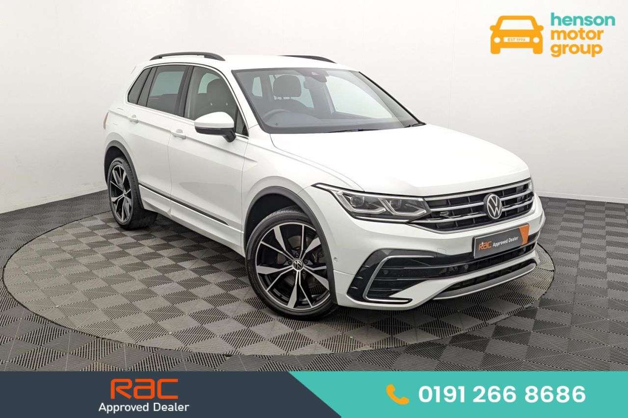A 2023 VOLKSWAGEN TIGUAN 1.4 TSI 13kWh R-Line SUV 5dr Petrol Plug-in Hybrid DSG Euro 6 (s/s) (245 ps A 2023 VOLKSWAGEN TIGUAN 1.4 TSI 13kWh R-Line SUV 5dr Petrol Plug-in Hybrid DSG Euro 6 (s/s) (245 ps