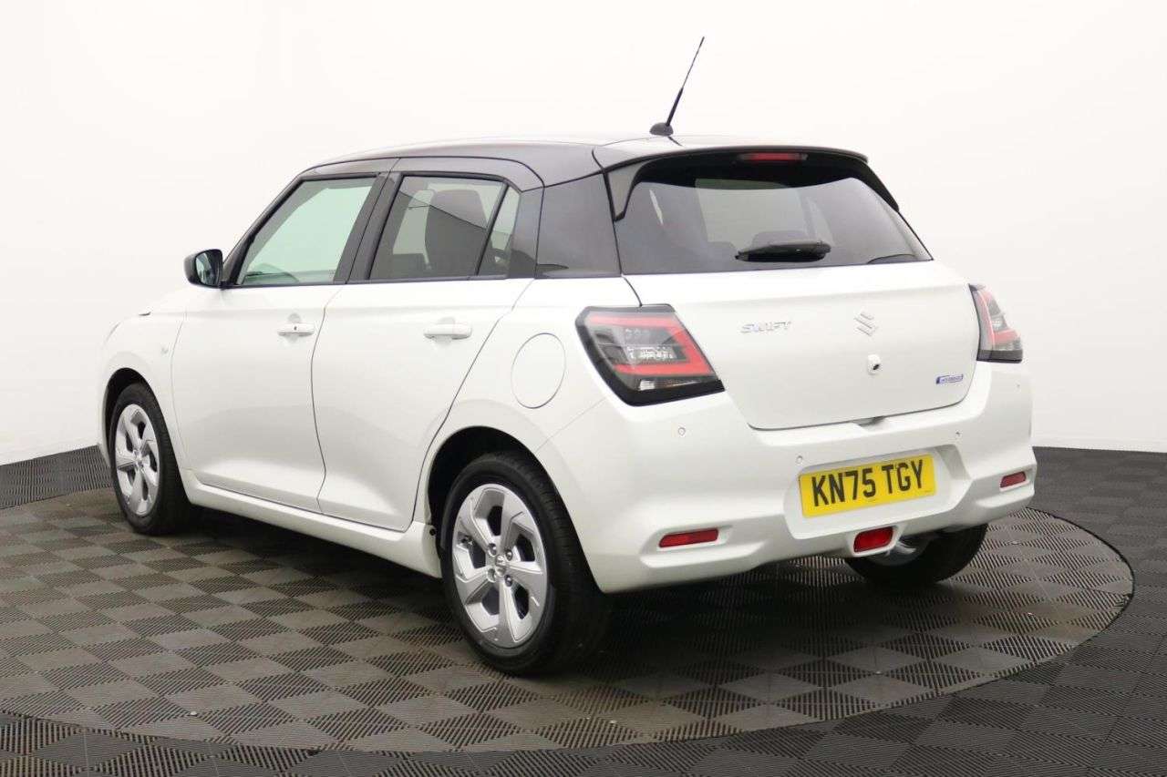 2025 SUZUKI SWIFT 2025 SUZUKI SWIFT