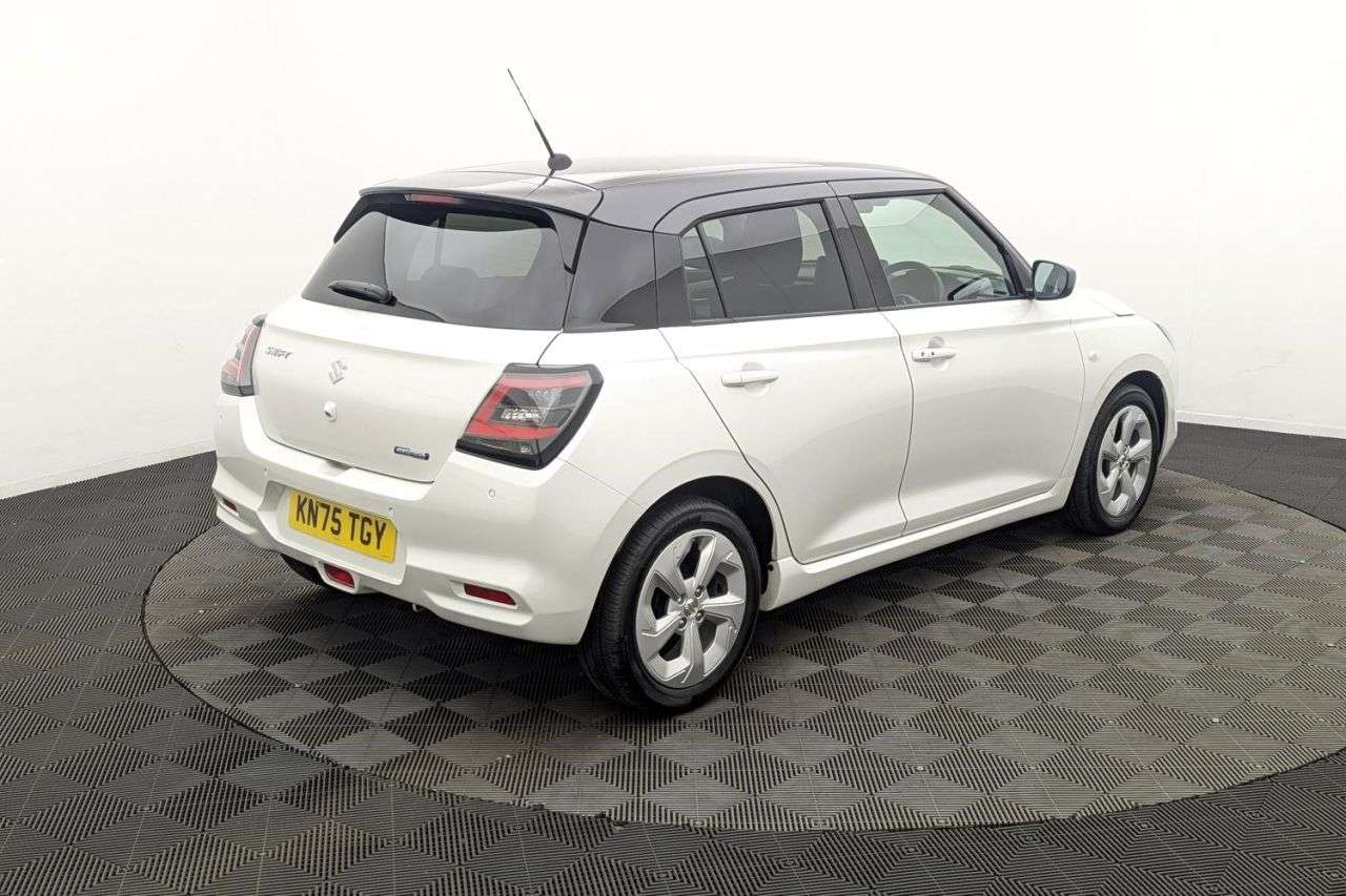 2025 SUZUKI SWIFT 2025 SUZUKI SWIFT