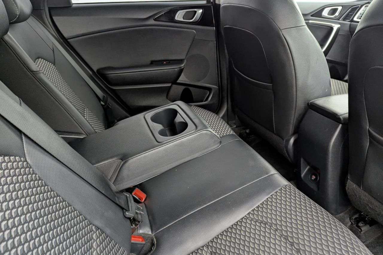 2023 KIA CEED 2023 KIA CEED