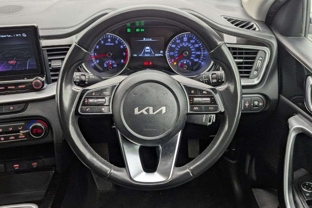 2023 KIA CEED 2023 KIA CEED