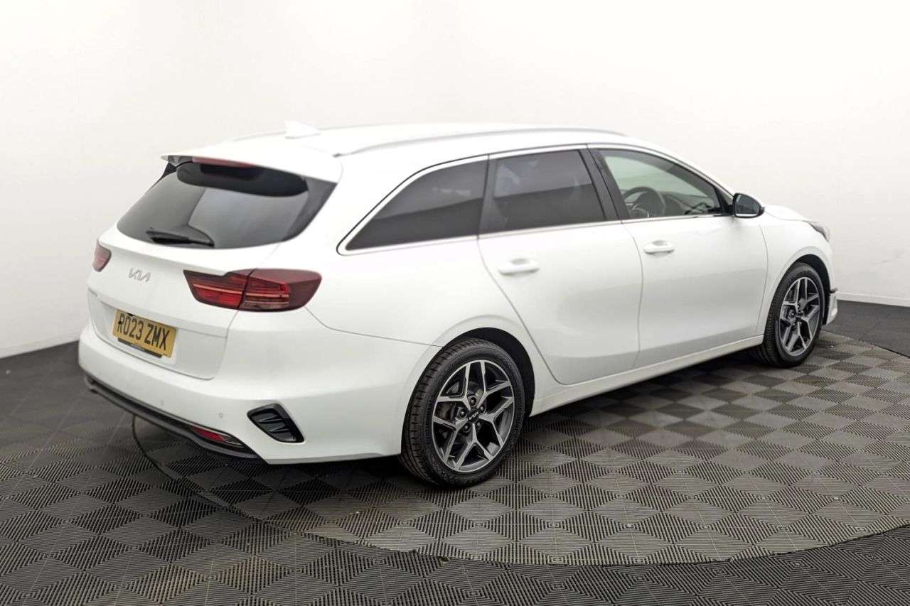 2023 KIA CEED 2023 KIA CEED