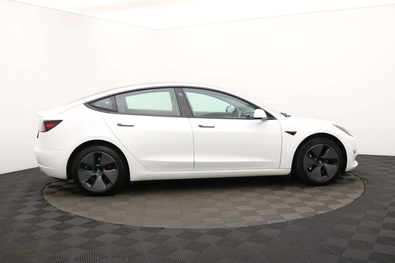 A 2023 TESLA MODEL 3 Long Range Saloon 4dr Electric Auto RWD (282 ps) Award Winning 5 Star Deale A 2023 TESLA MODEL 3 Long Range Saloon 4dr Electric Auto RWD (282 ps) Award Winning 5 Star Deale