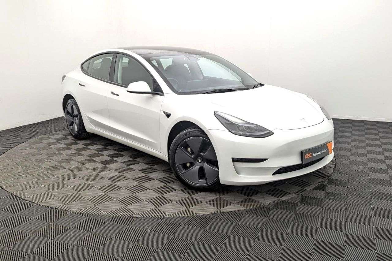 A 2023 TESLA MODEL 3 Long Range Saloon 4dr Electric Auto RWD (282 ps) Award Winning 5 Star Deale A 2023 TESLA MODEL 3 Long Range Saloon 4dr Electric Auto RWD (282 ps) Award Winning 5 Star Deale