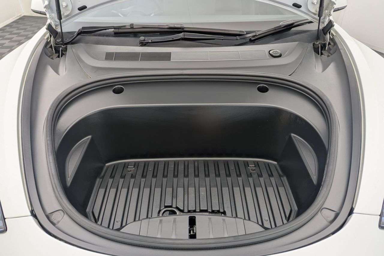 2023 TESLA MODEL 3 2023 TESLA MODEL 3