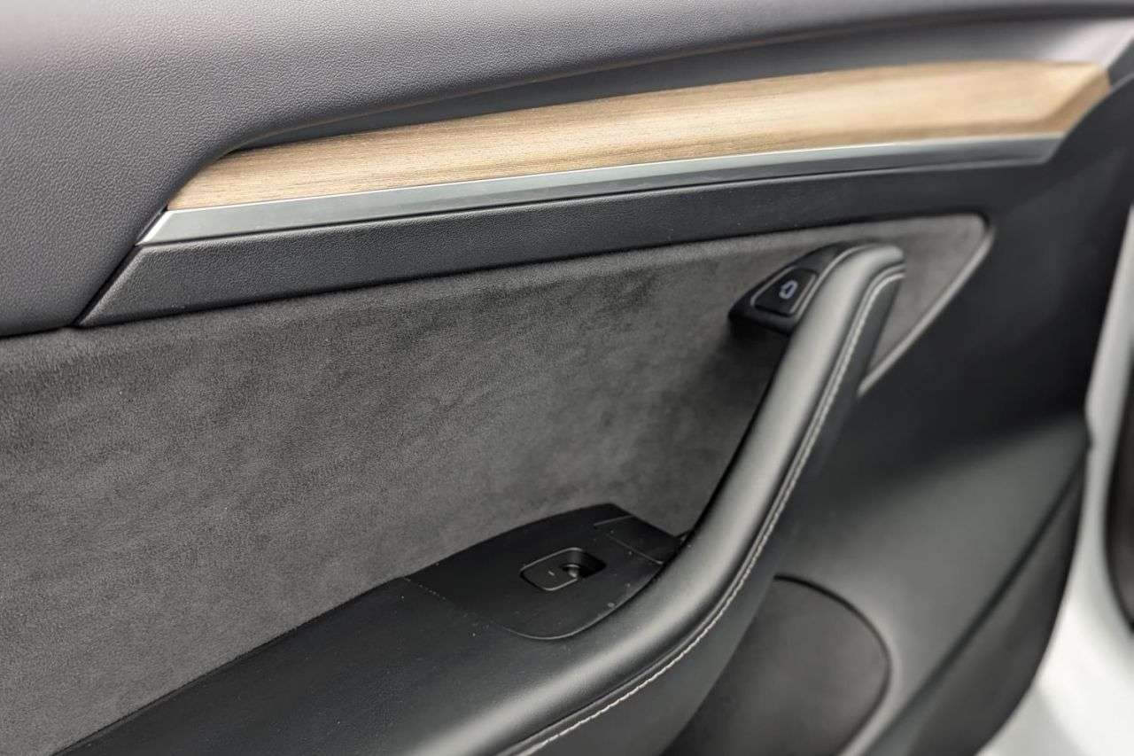 2023 TESLA MODEL 3 2023 TESLA MODEL 3