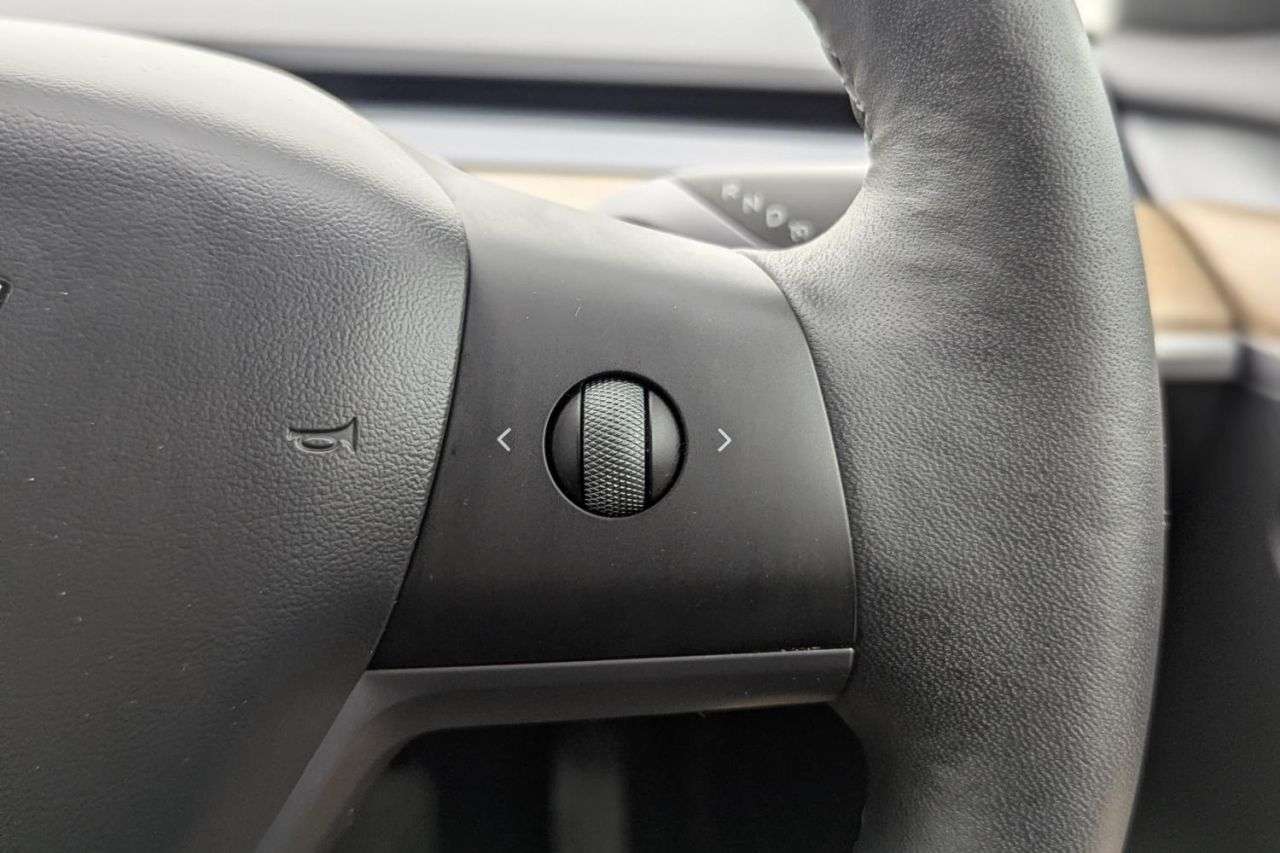 2023 TESLA MODEL 3 2023 TESLA MODEL 3
