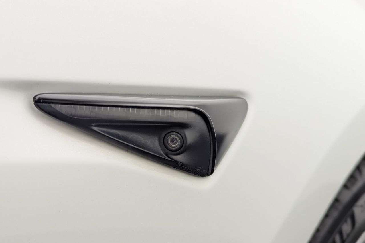 2023 TESLA MODEL 3 2023 TESLA MODEL 3