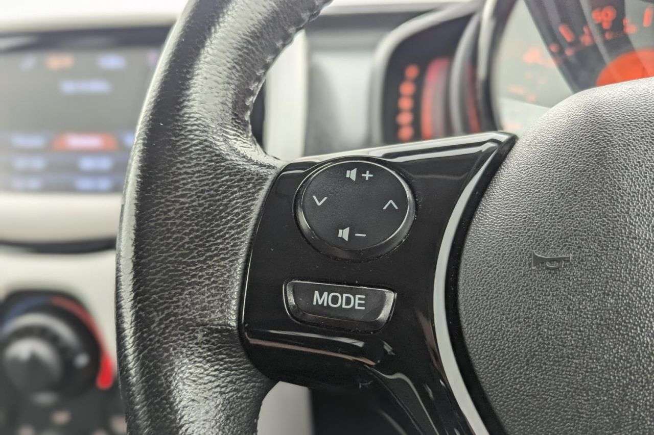 2018 PEUGEOT 108 2018 PEUGEOT 108