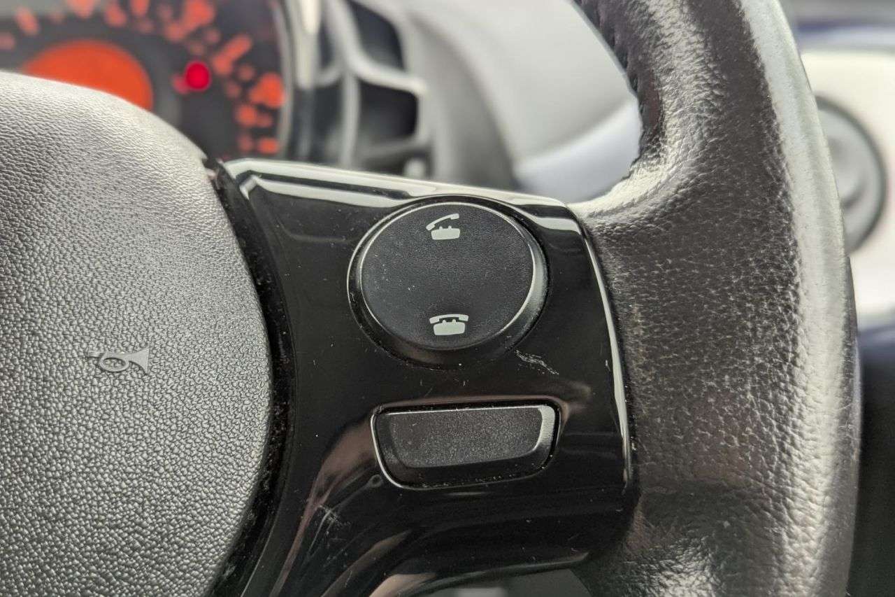 2018 PEUGEOT 108 2018 PEUGEOT 108