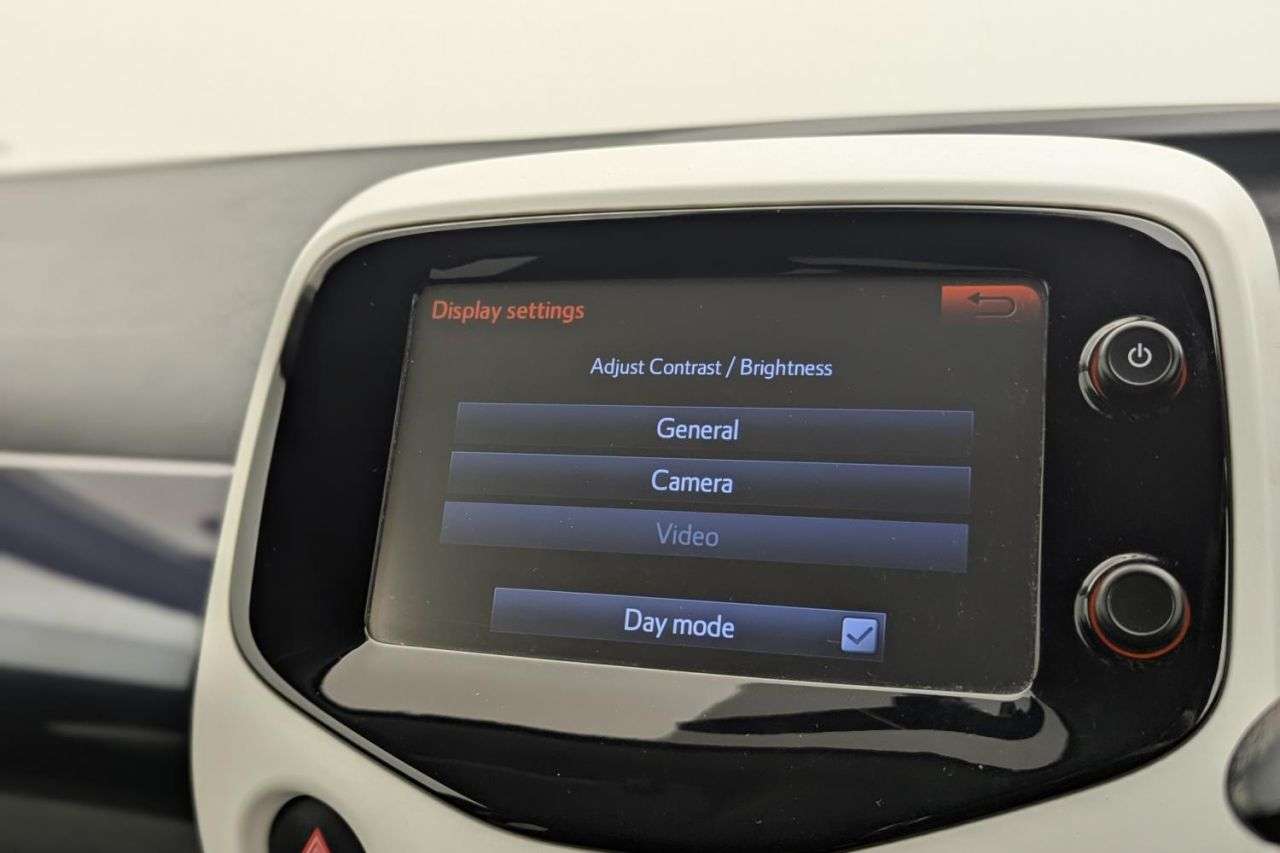 2018 PEUGEOT 108 2018 PEUGEOT 108