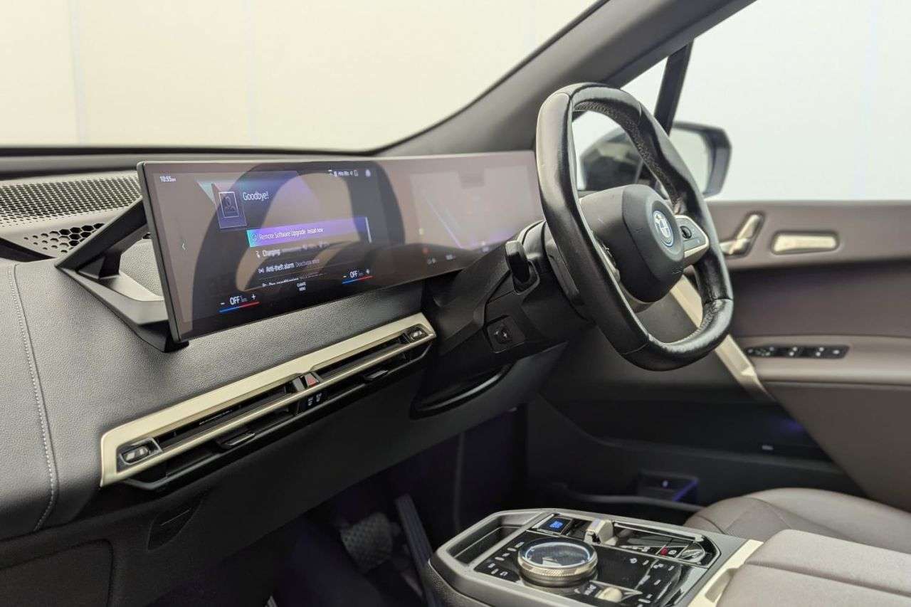 2022 BMW IX 2022 BMW IX