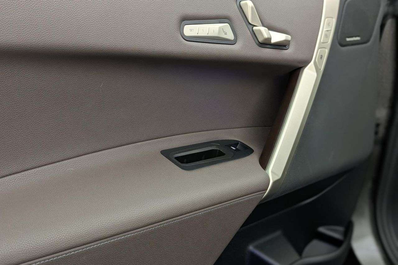 2022 BMW IX 2022 BMW IX