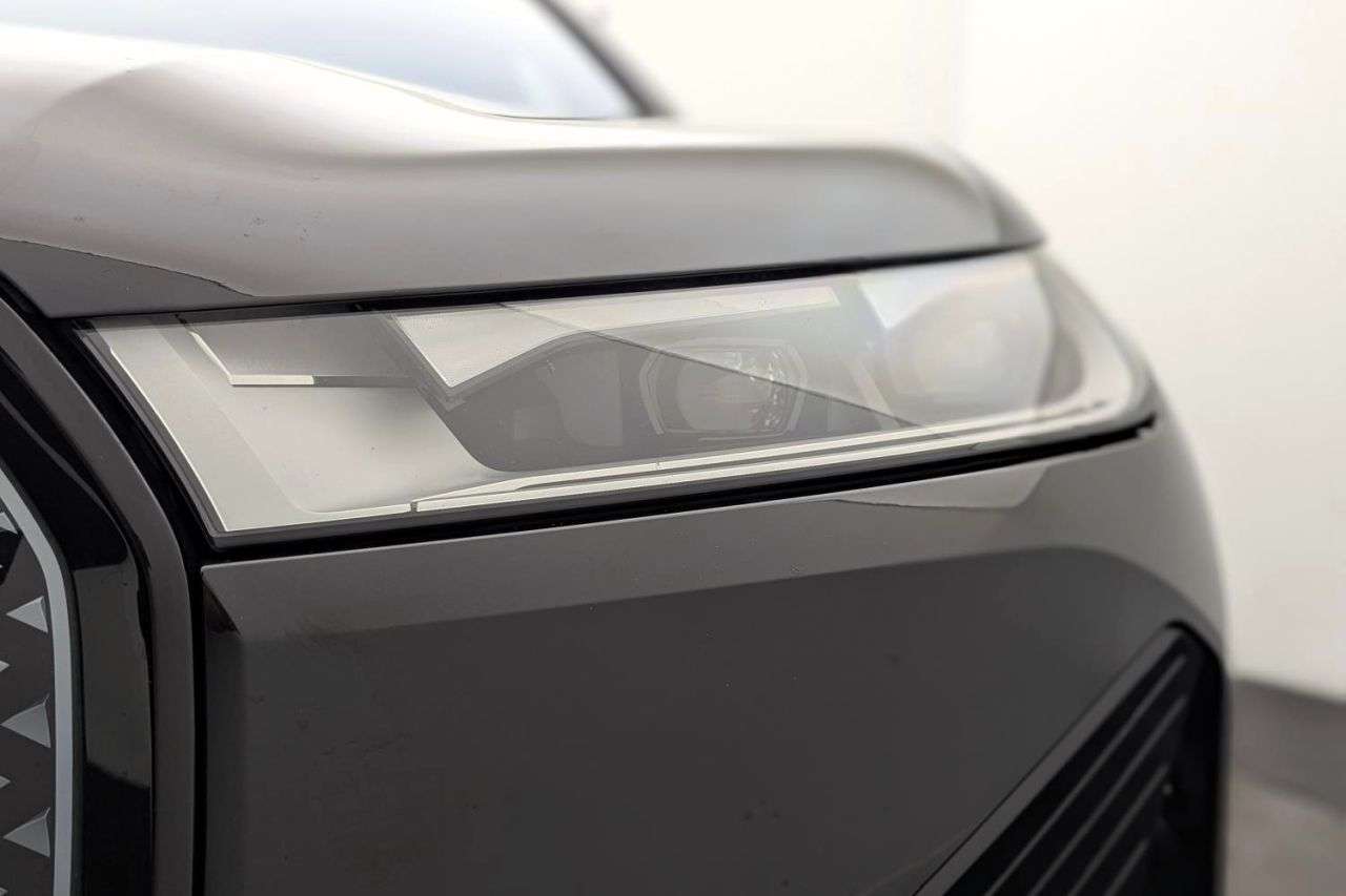 2022 BMW IX 2022 BMW IX