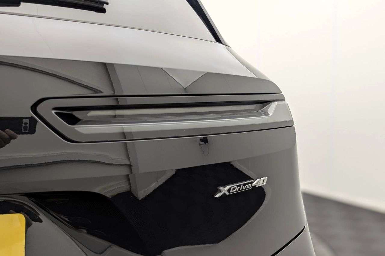 2022 BMW IX 2022 BMW IX