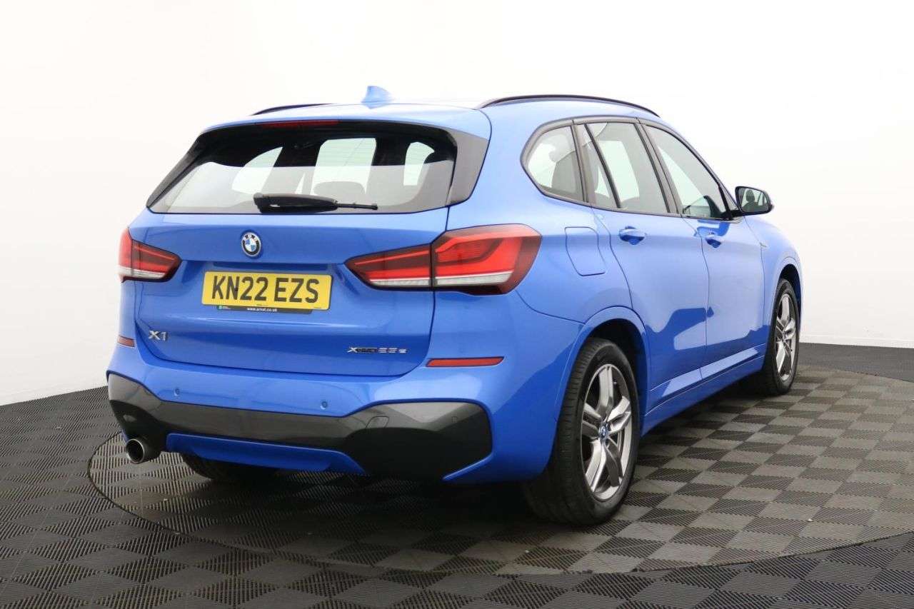 2022 BMW X1 2022 BMW X1