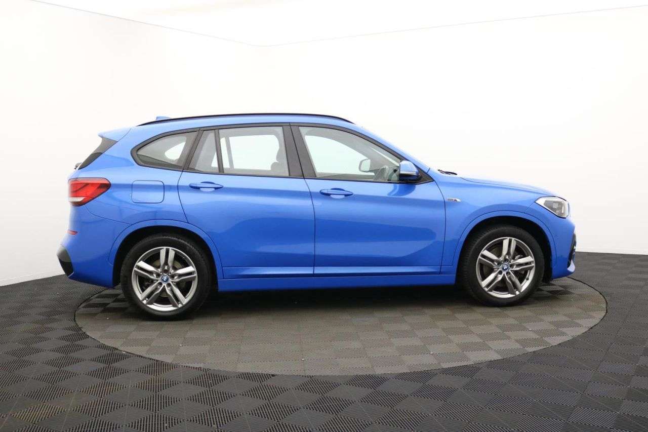 A 2022 BMW X1 1.5 25e 10kWh M Sport SUV 5dr Petrol Plug-in Hybrid Auto xDrive Euro 6 (s/s A 2022 BMW X1 1.5 25e 10kWh M Sport SUV 5dr Petrol Plug-in Hybrid Auto xDrive Euro 6 (s/s